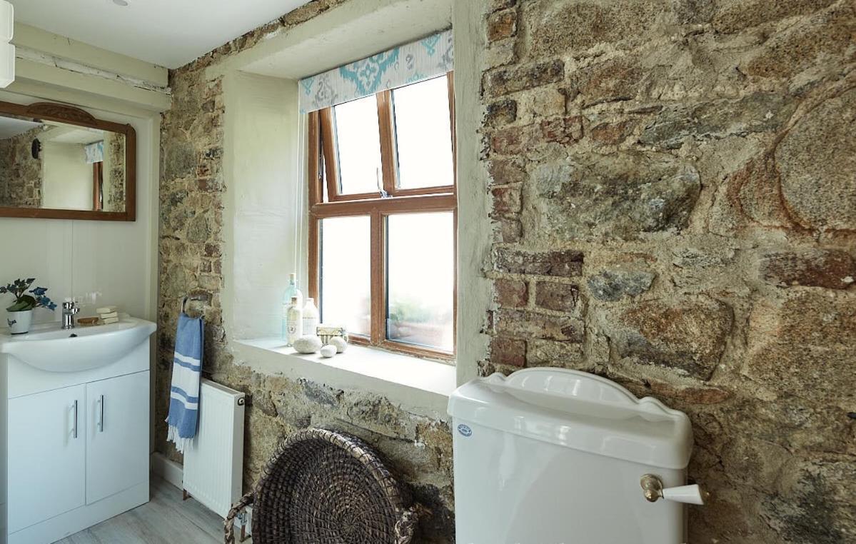 Kilquiggan Cottages Coolkenno Extérieur photo